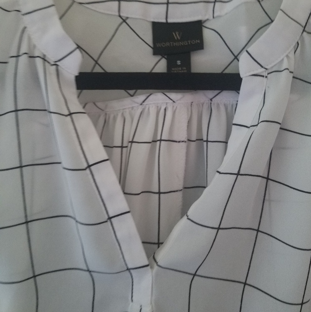 Grid patterned blouse - Picture 3 of 4